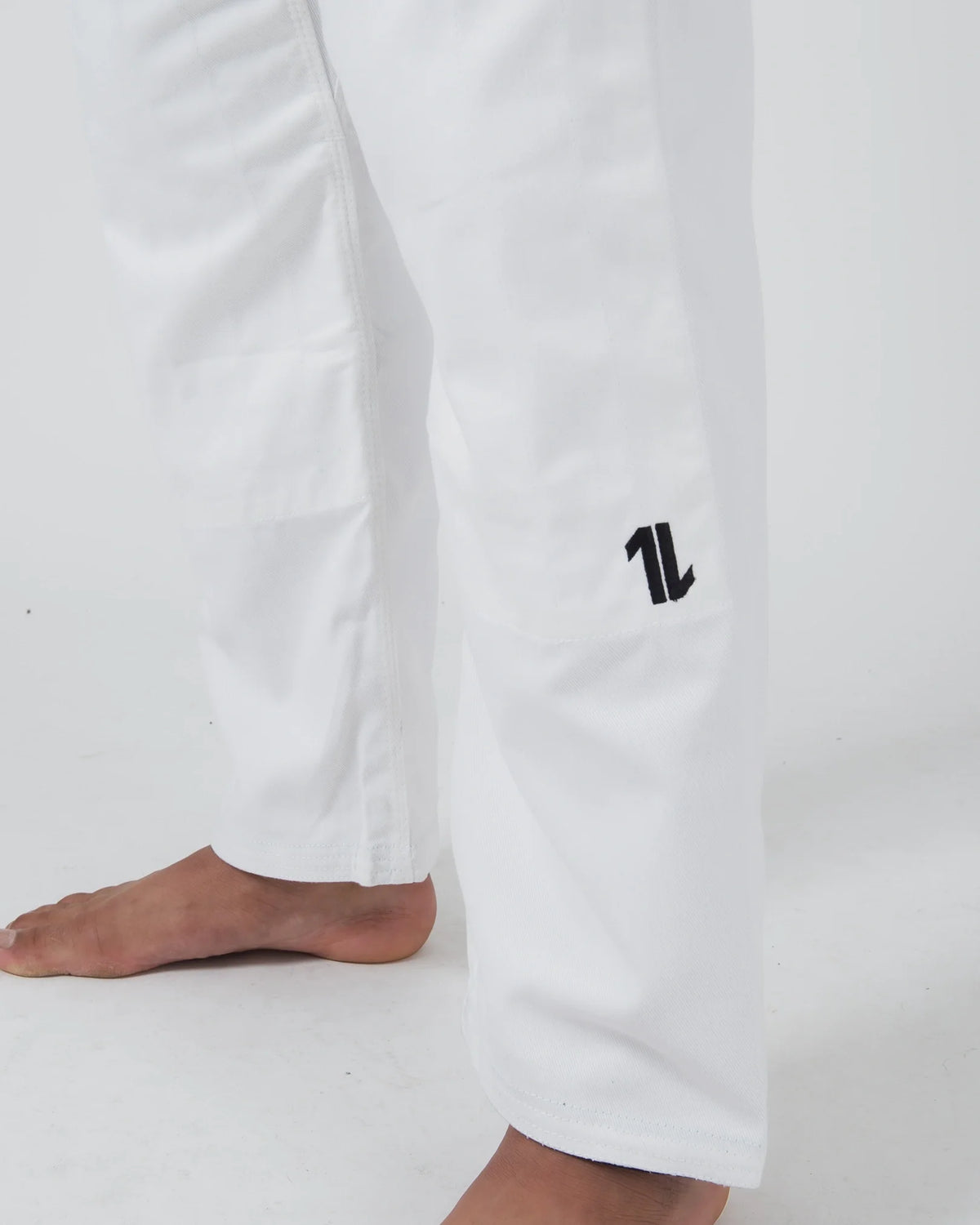 The ONE V2 Jiu Jitsu Gi - White from Kingz